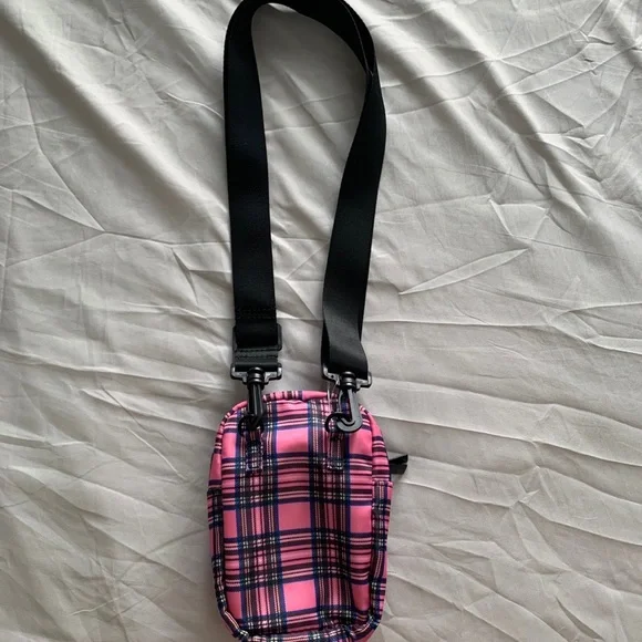 NWOT pink plaid shoulder bag or cross body bag - Picture 4 of 4